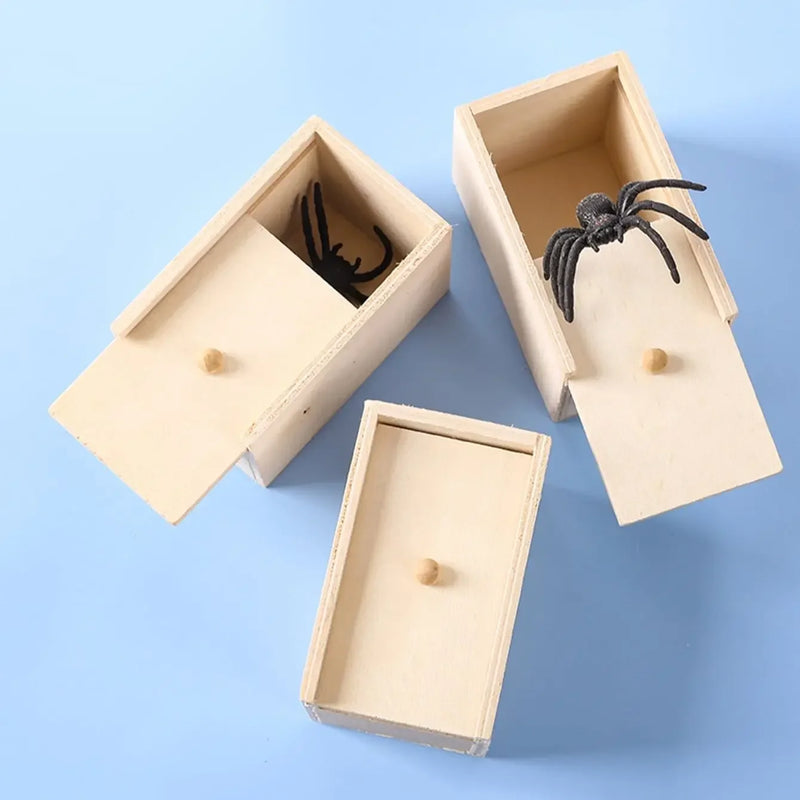 1PC Spider Funny Scare Wooden Hidden Box Prank